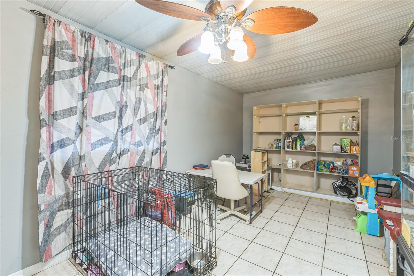 rear family room alternate view