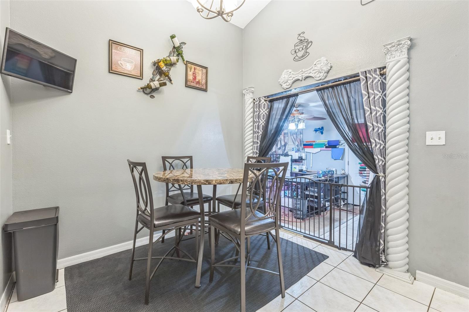 kitchen dining space
