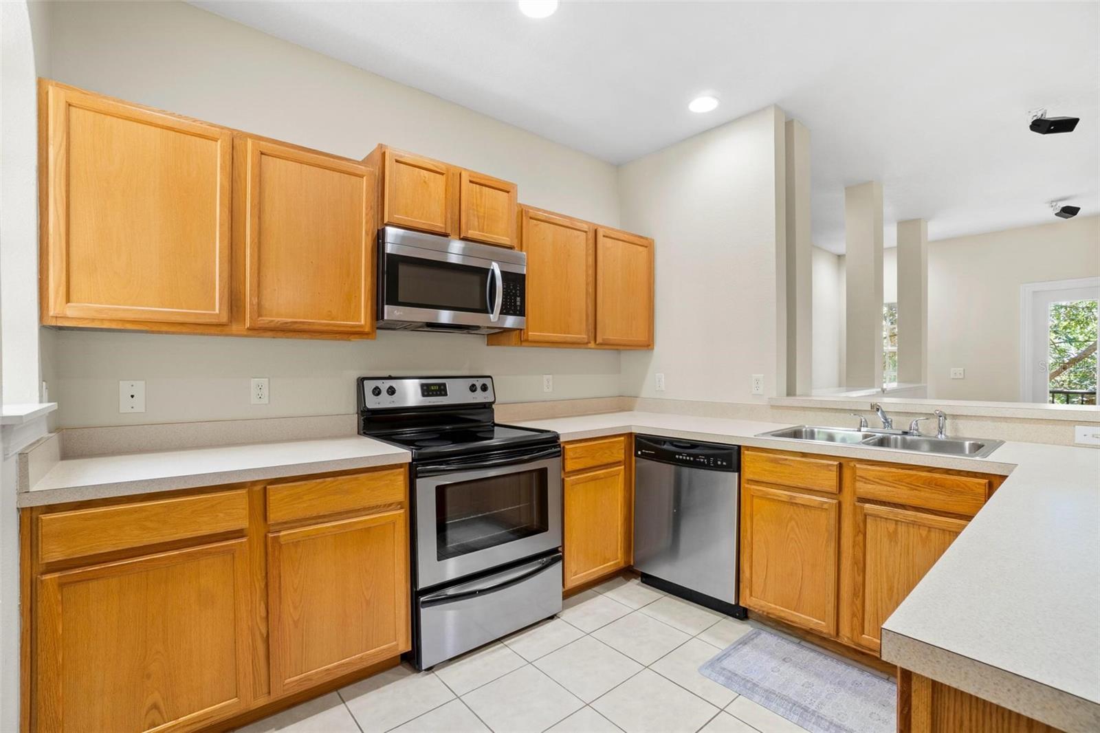 Spacious Kitchen