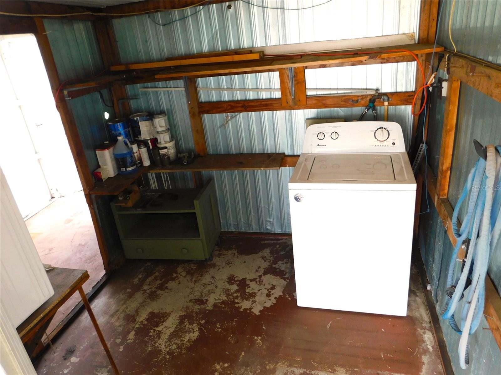 Shed with wacher and dryer