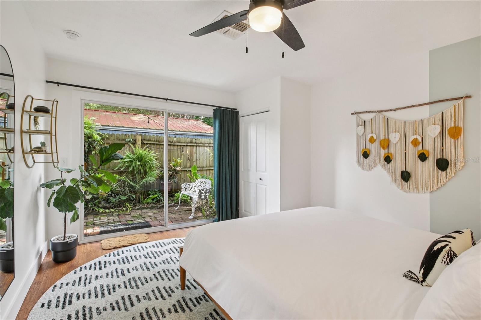Guest House bedroom garden view