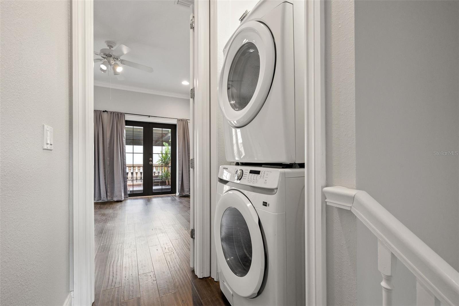 In-unit washer & dryer