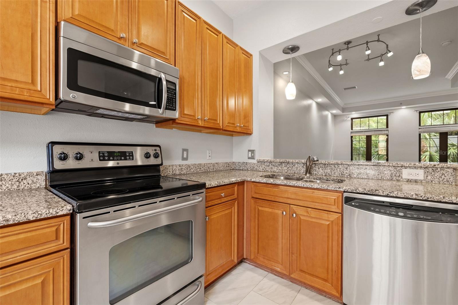 Stainless appliances
