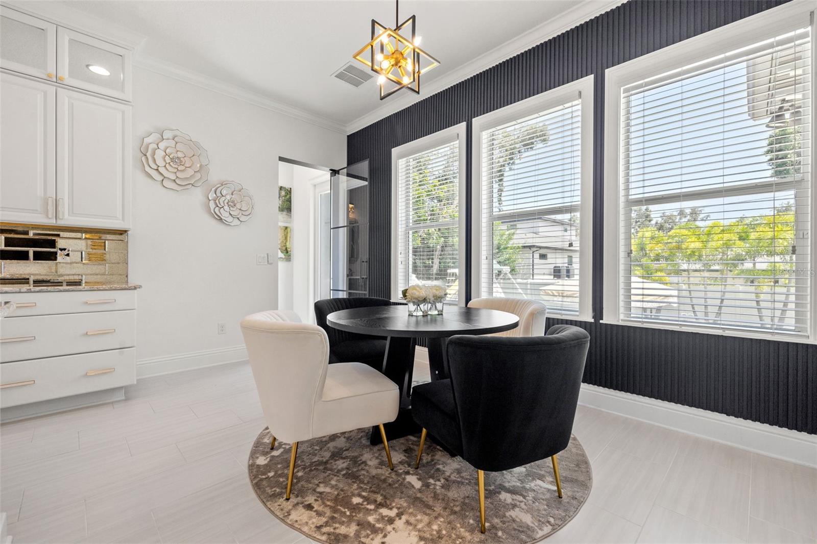 Breakfast nook