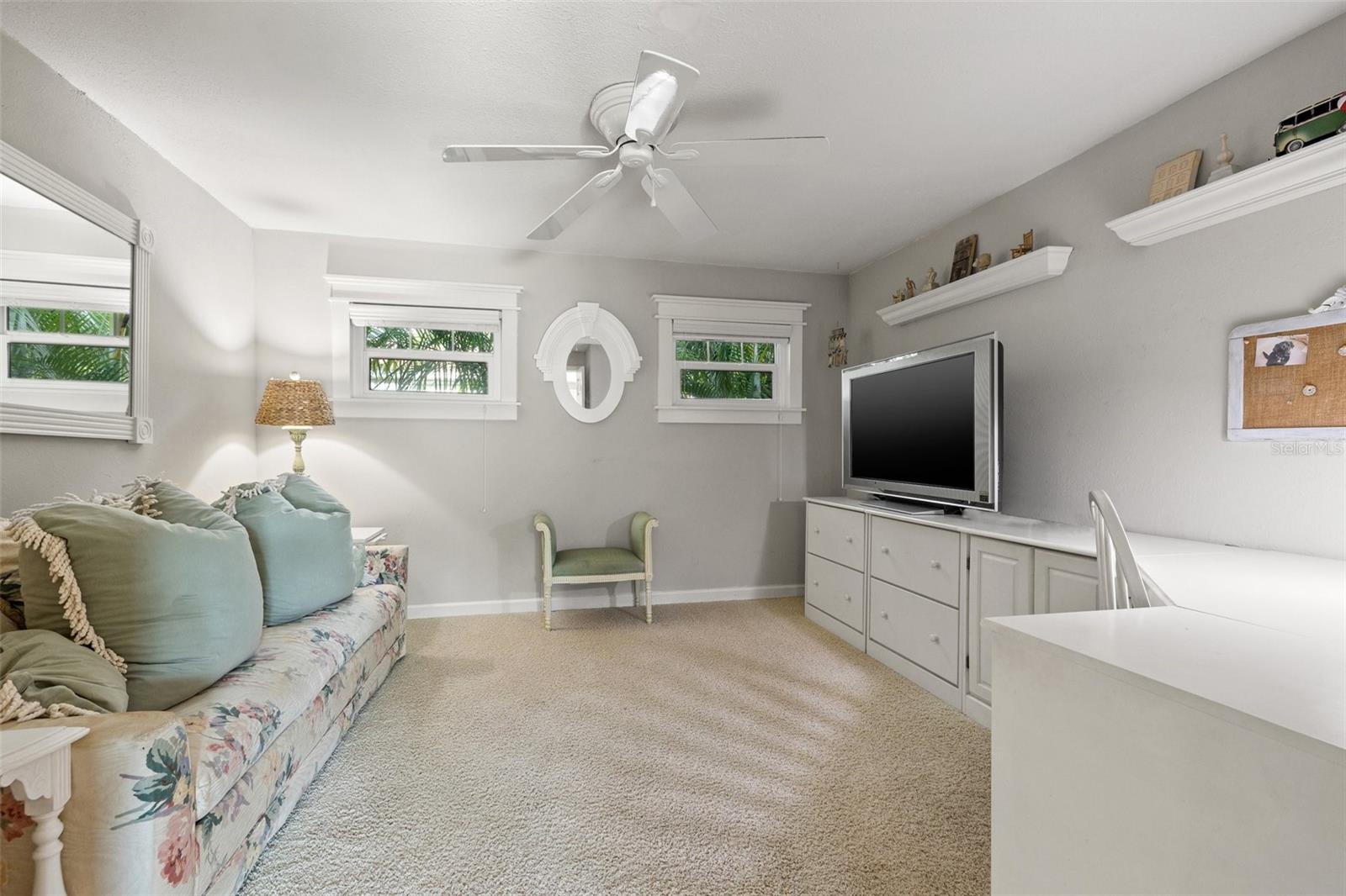 4th bedroom/office