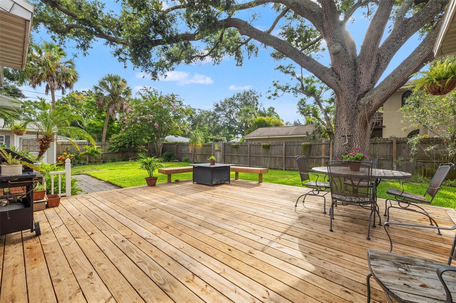 Open deck area