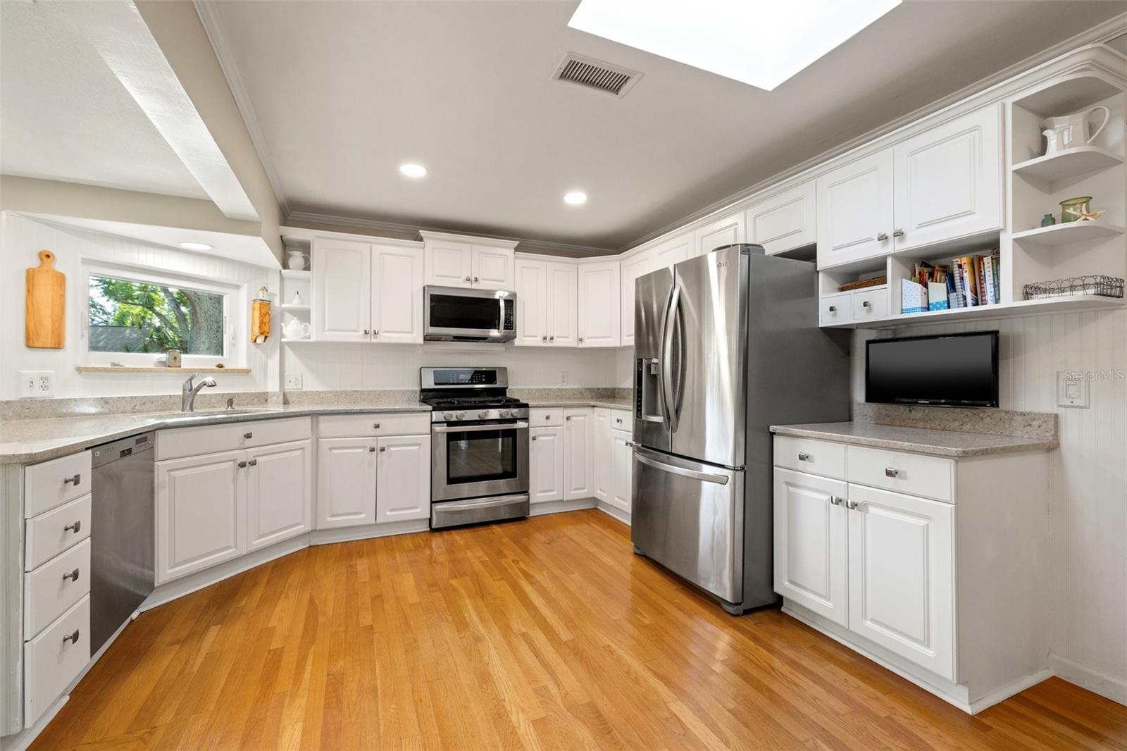 Stainless appliances