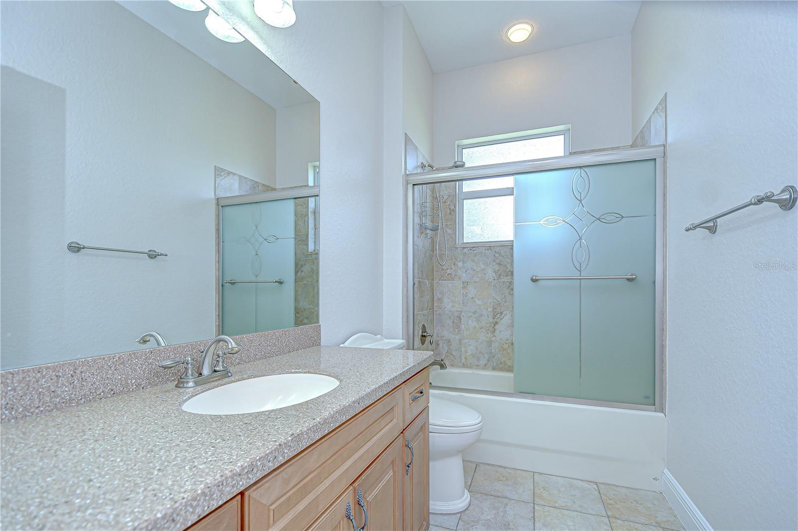 Full bathroom!