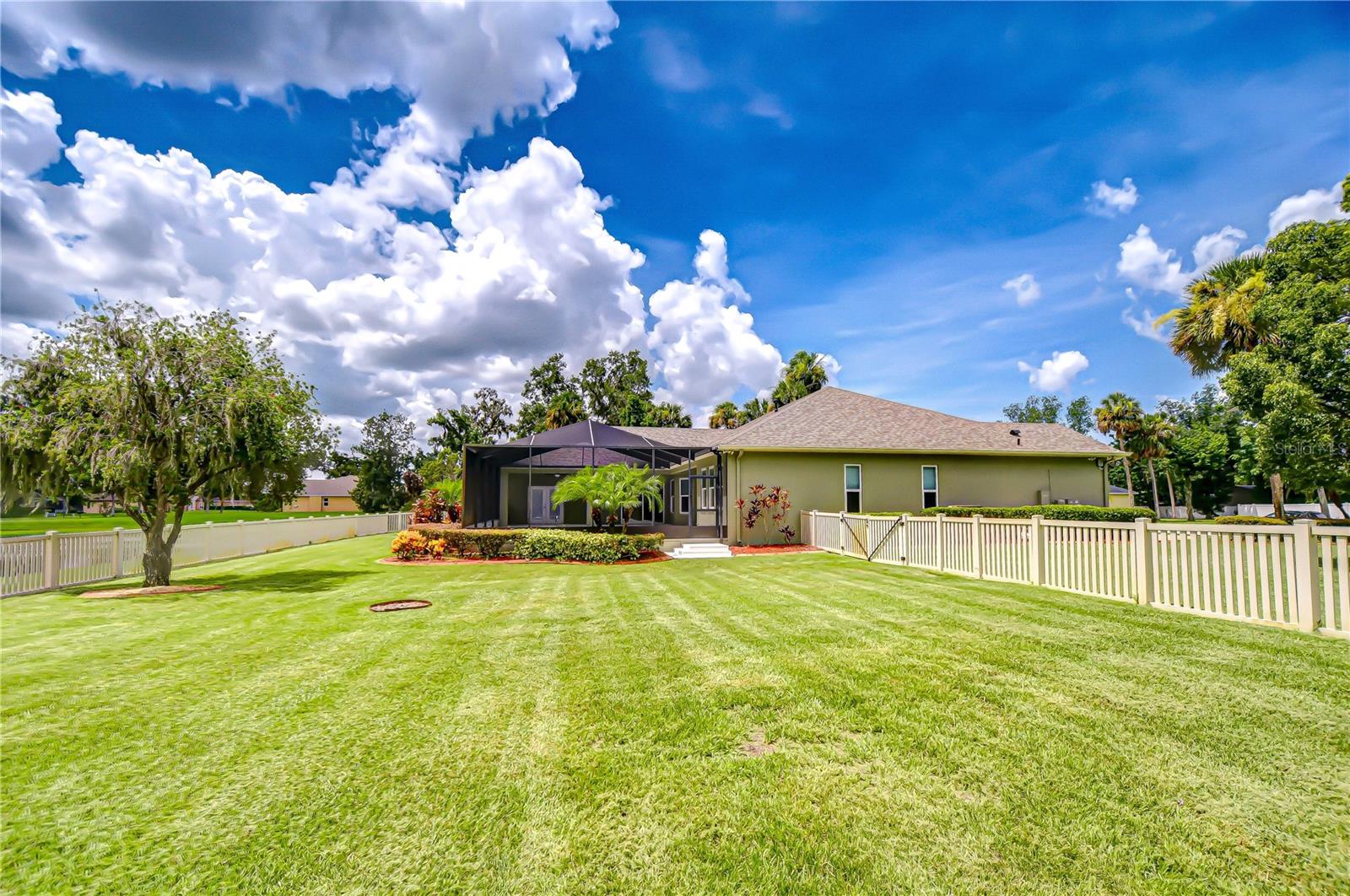 You'll love this yard!