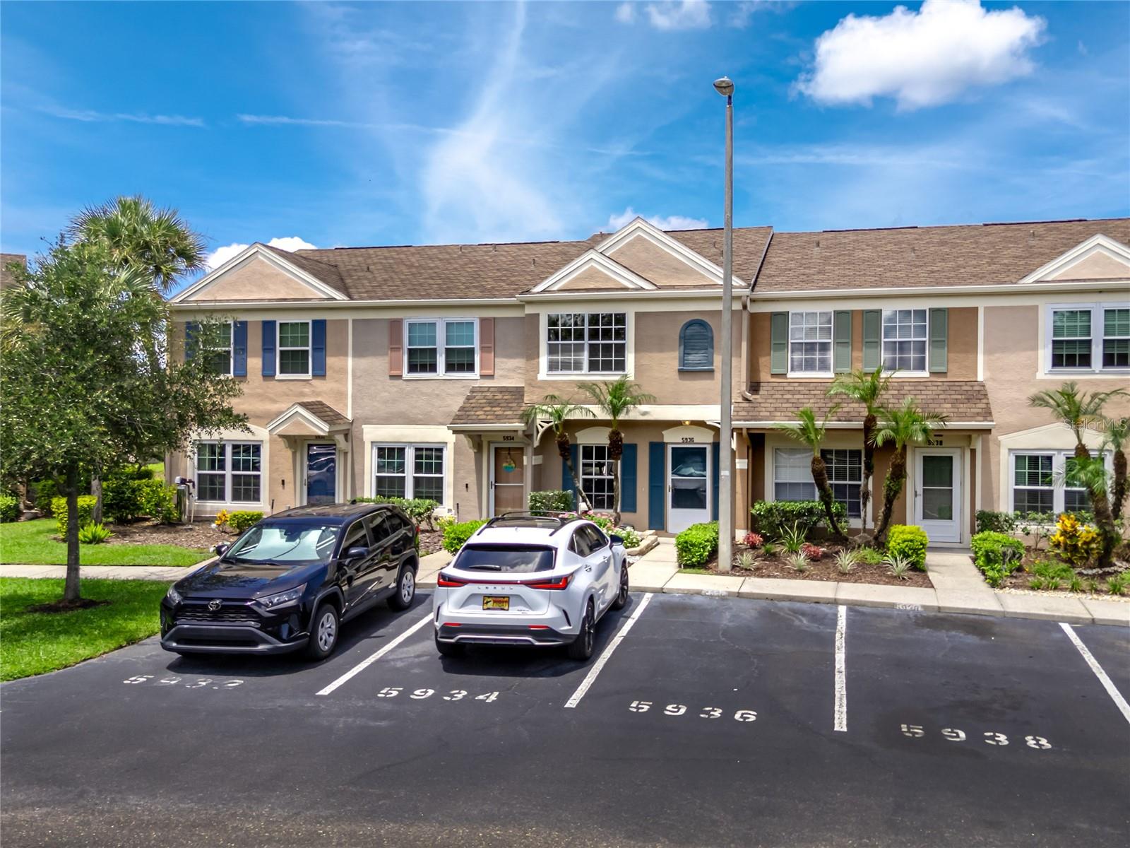 Townhouse -5936 Bayside Key Dr, Tampa, FL 33615
