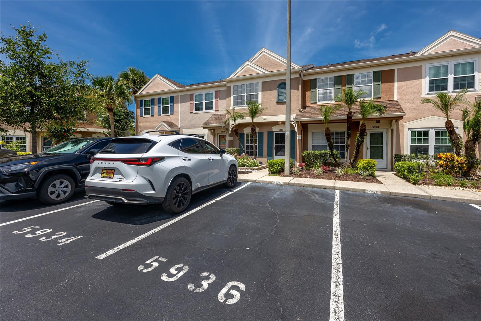 Townhouse -5936 Bayside Key Dr, Tampa, FL 33615