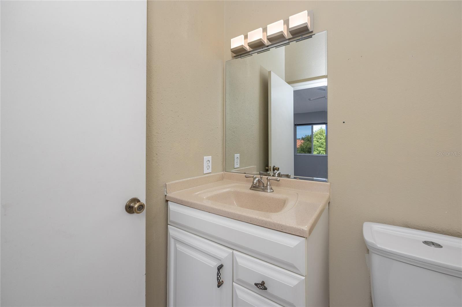 Ensuite Bath -5936 Bayside Key Dr, Tampa, FL 33615