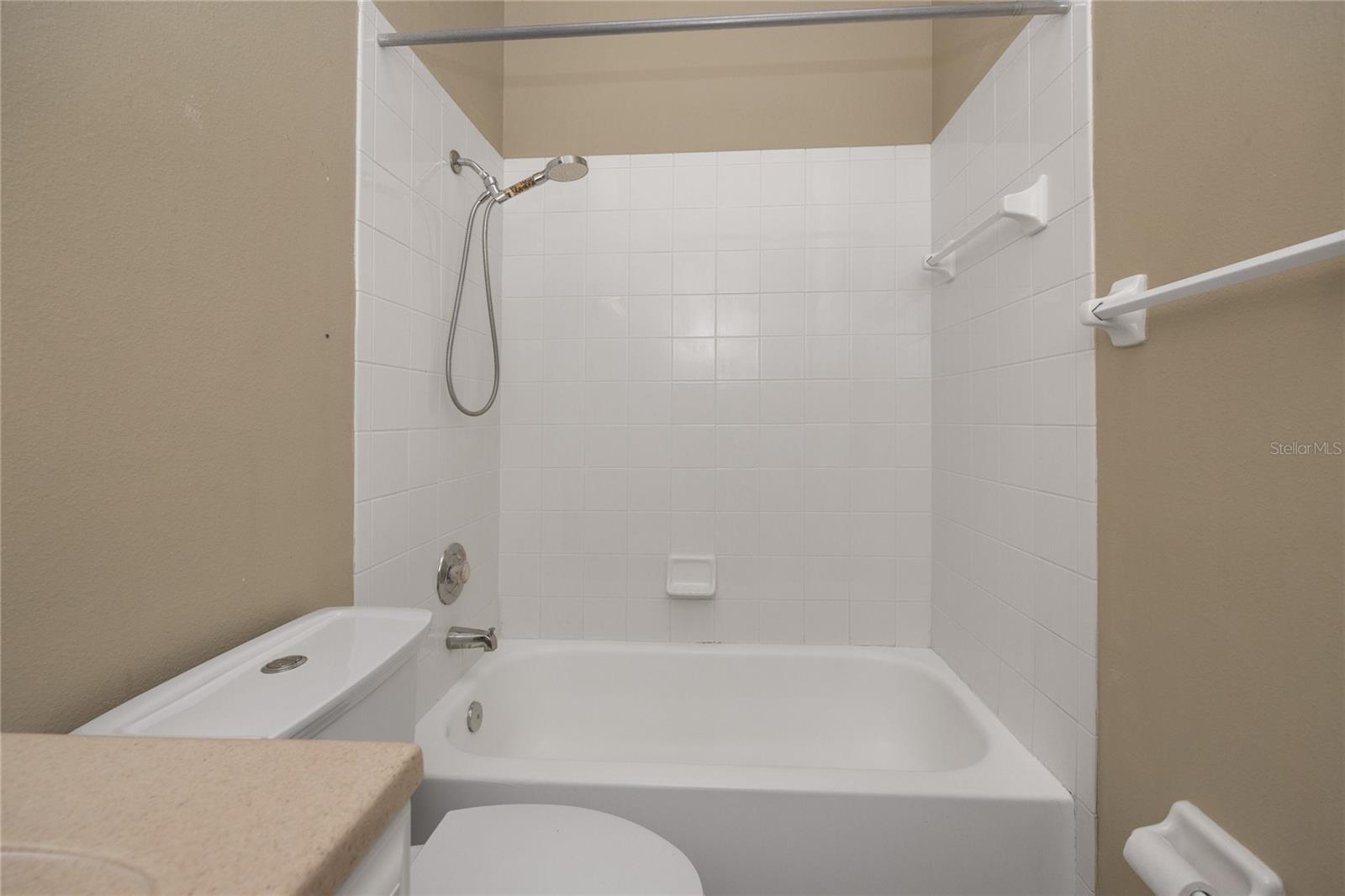 Ensuite Bath -5936 Bayside Key Dr, Tampa, FL 33615