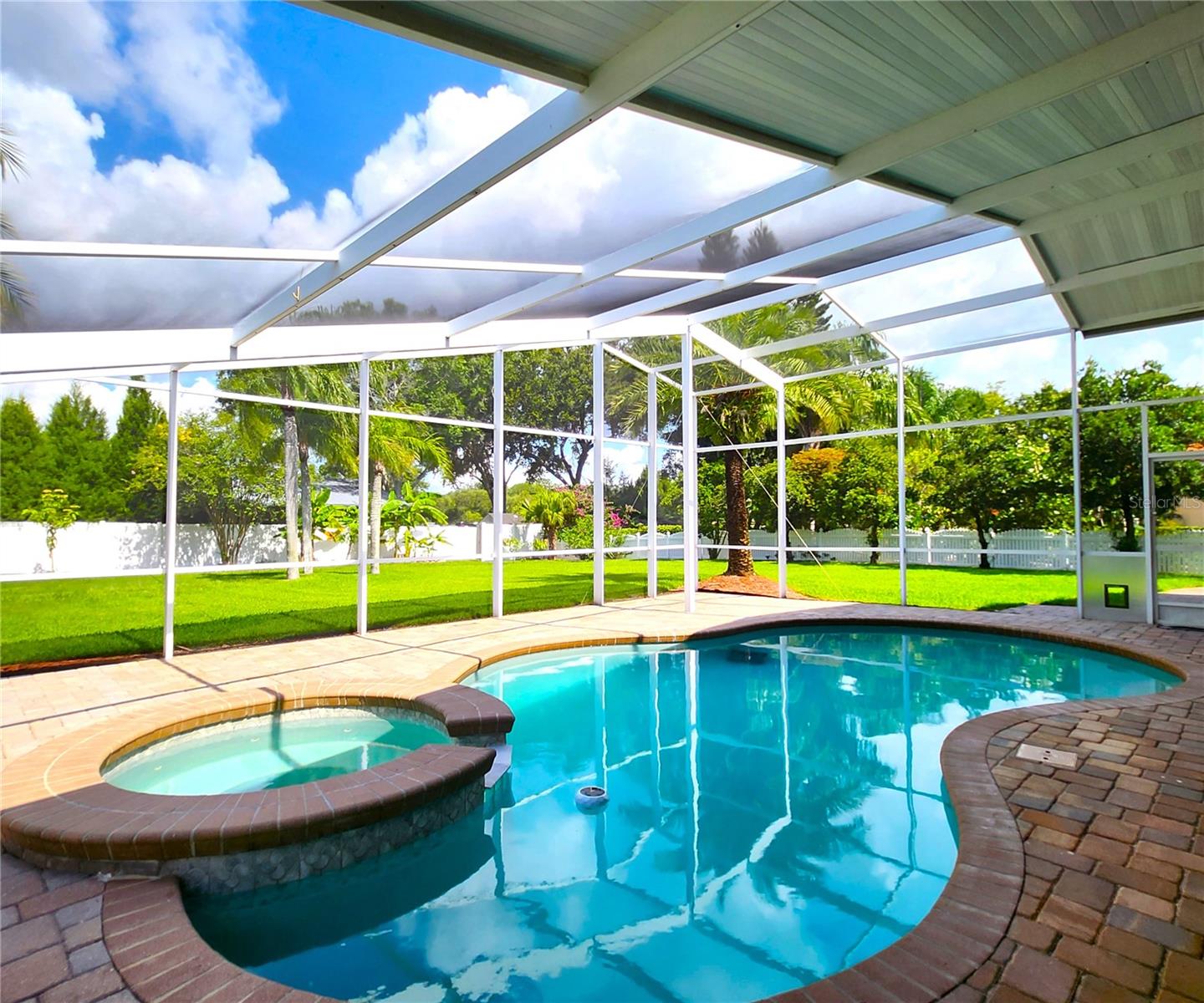 Inground Pool & Spa Heated by Solar Panels