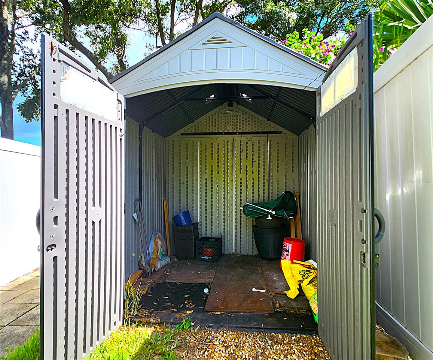 Shed