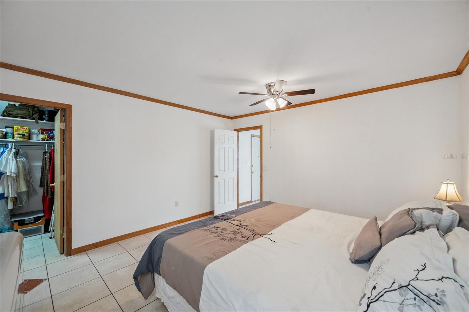 Large primary suite with walk in closet