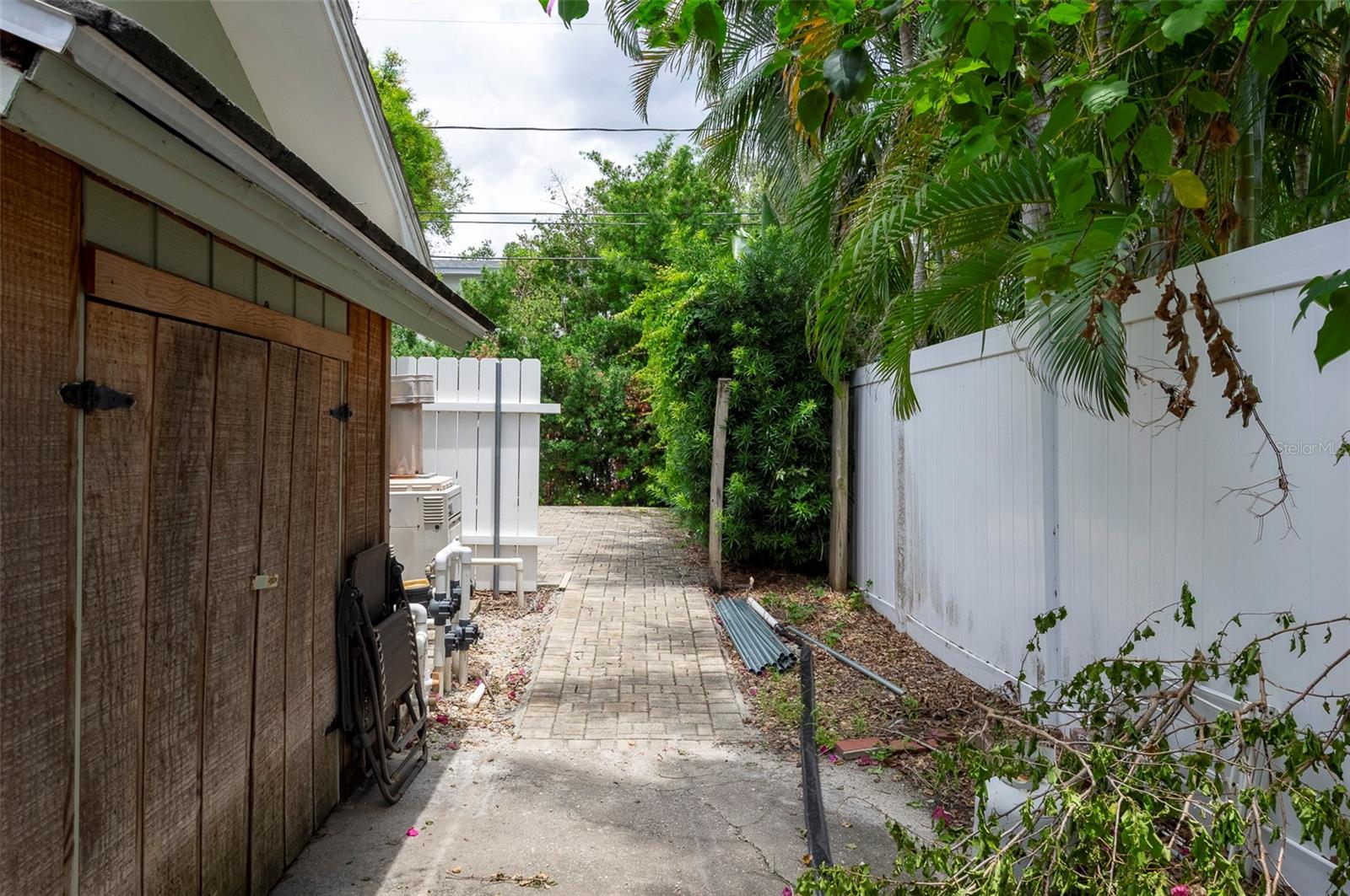 Side yard