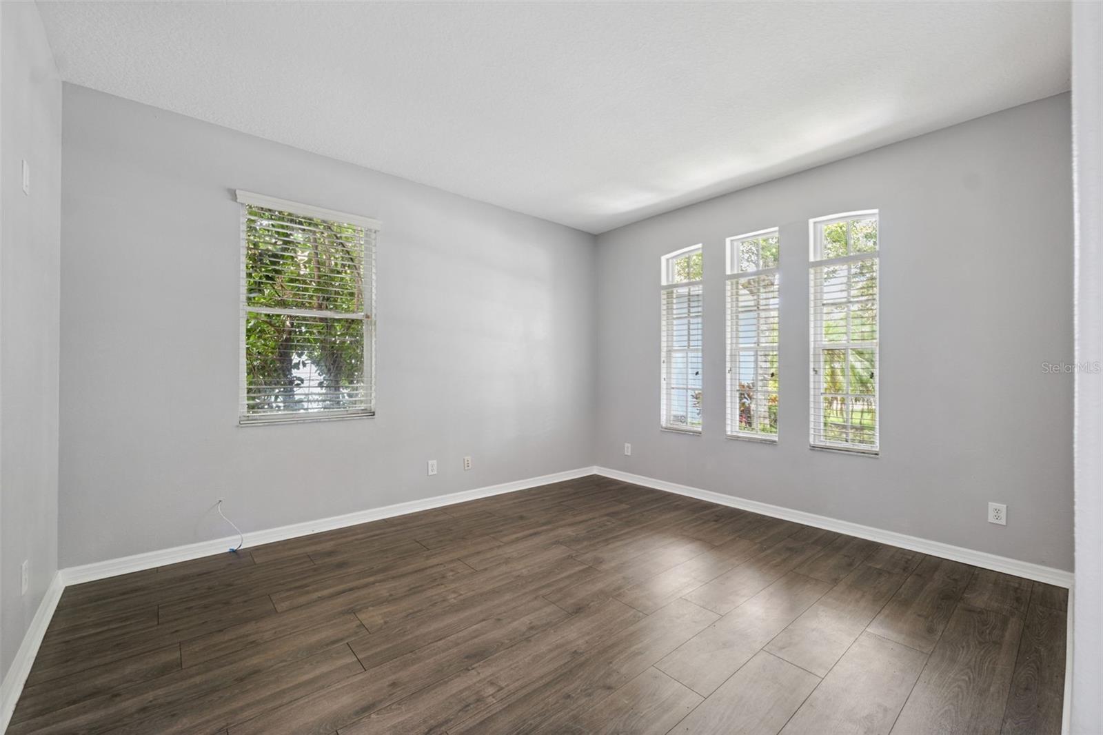 Office/Flex Room