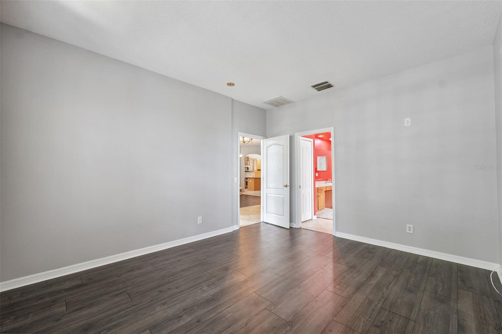 Office/Flex Room