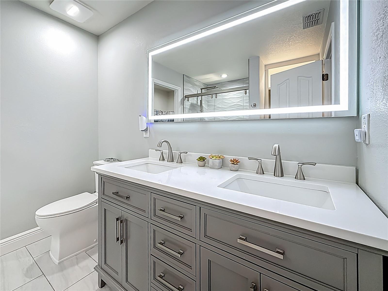 Primary En Suite