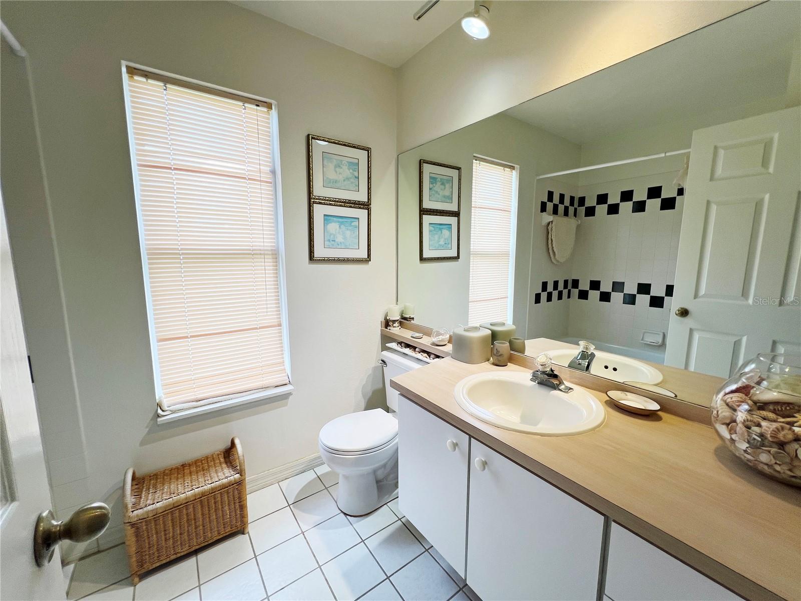 2nd Bathroom