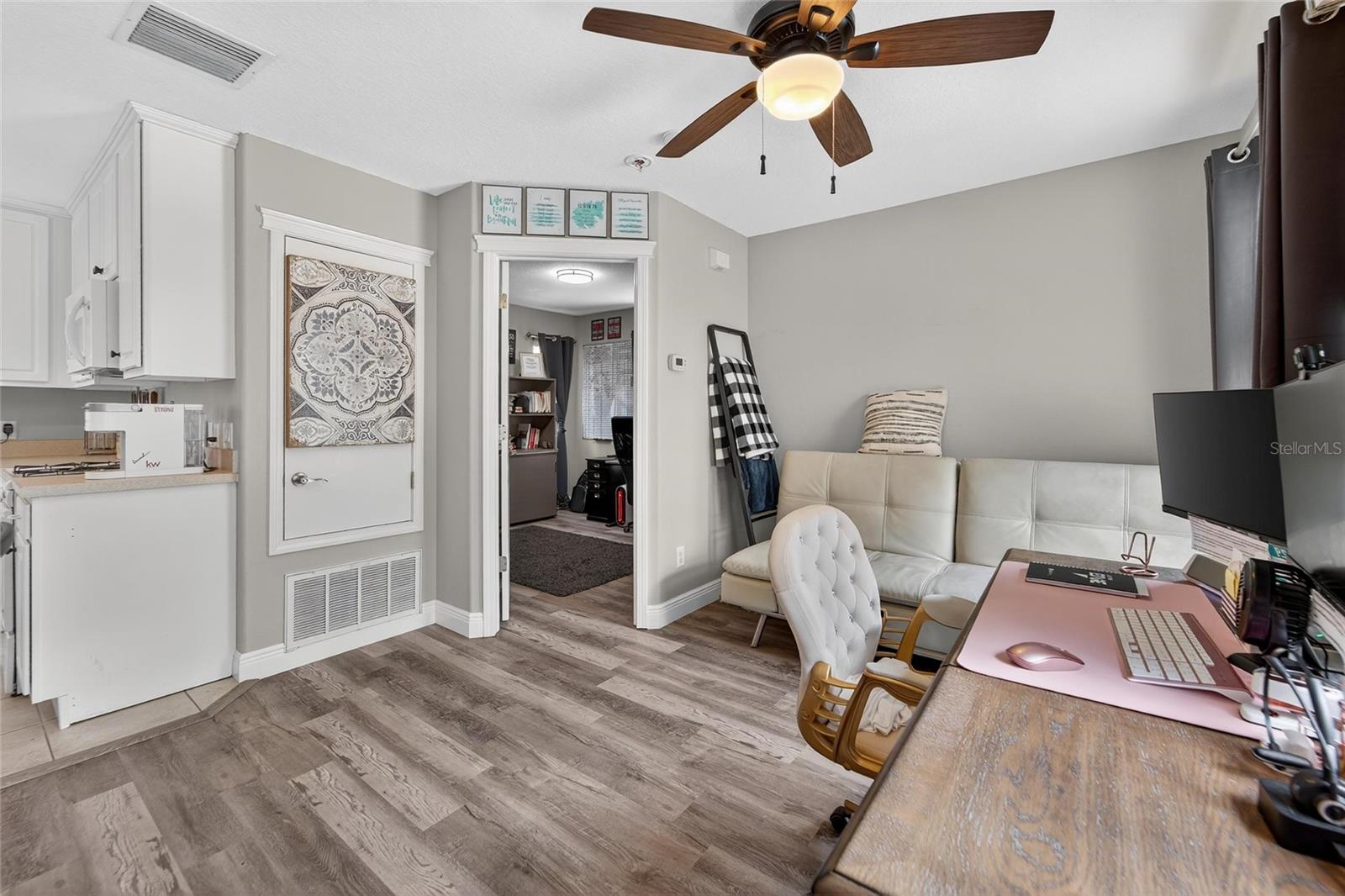 MIL Living Room