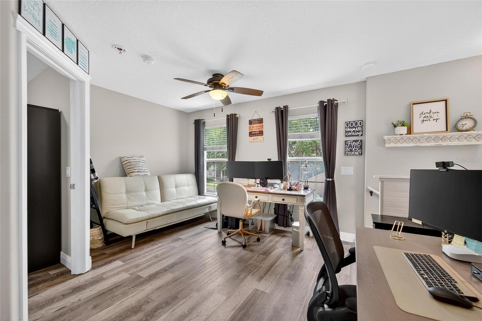 MIL Living Room