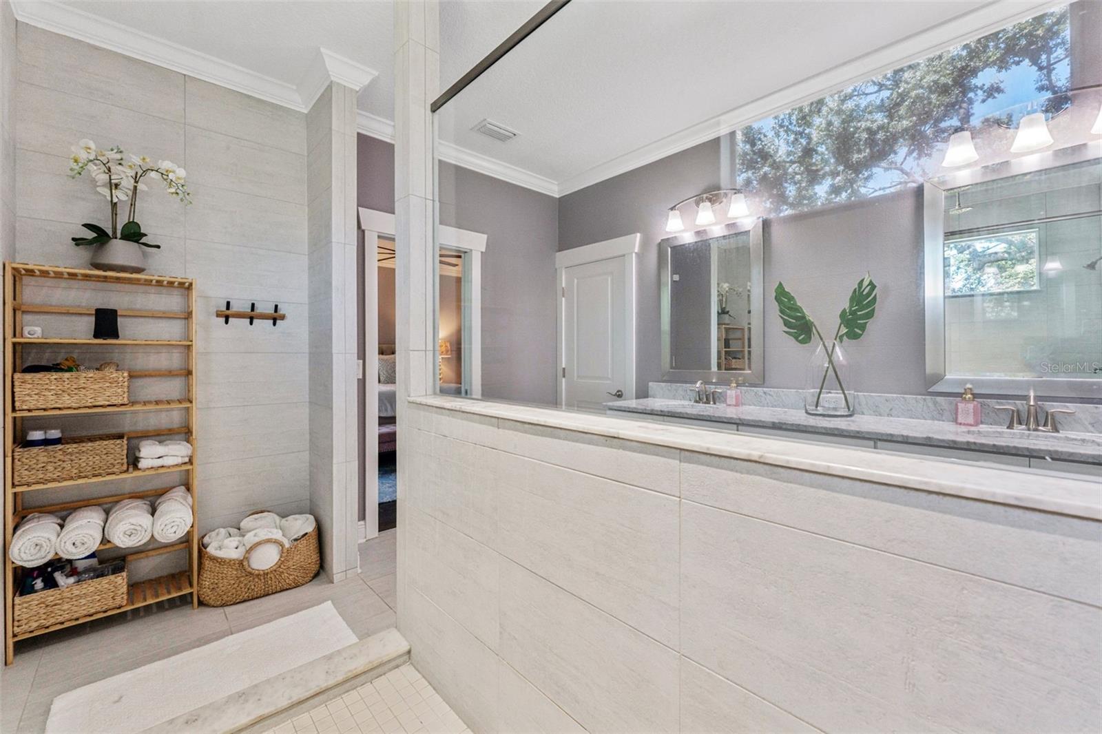 Primary bath