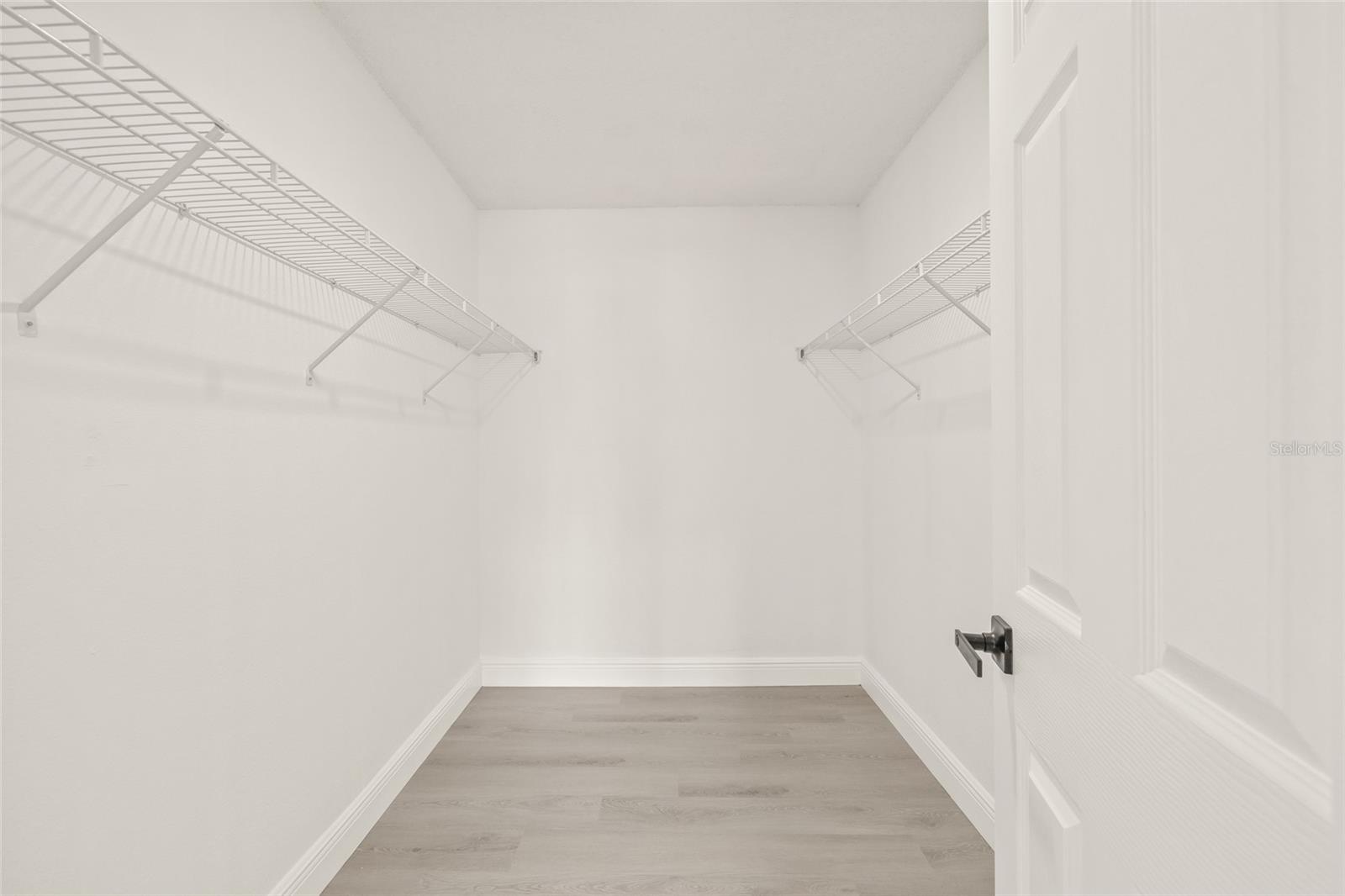 Walk in closet