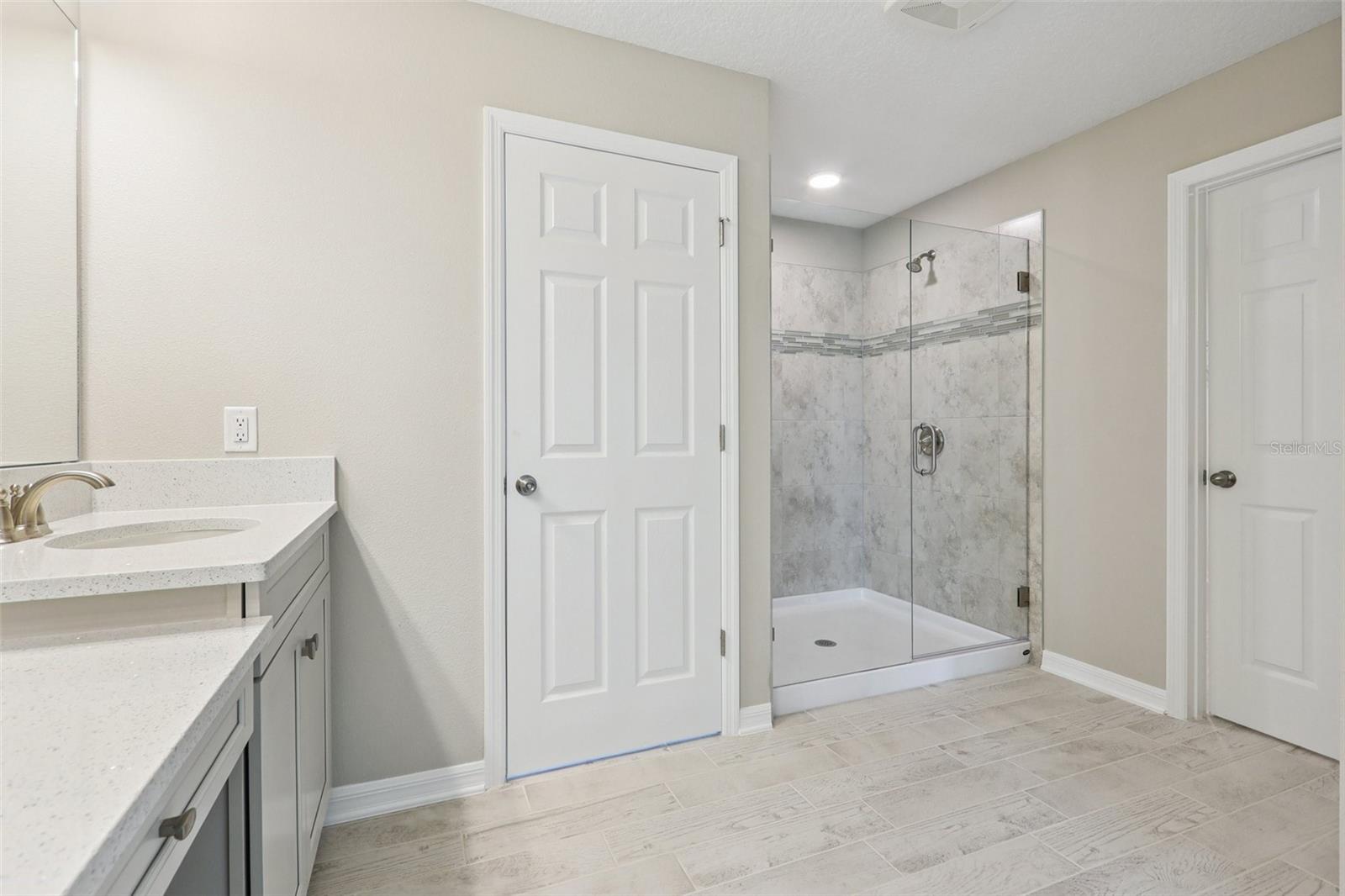 Primary bath