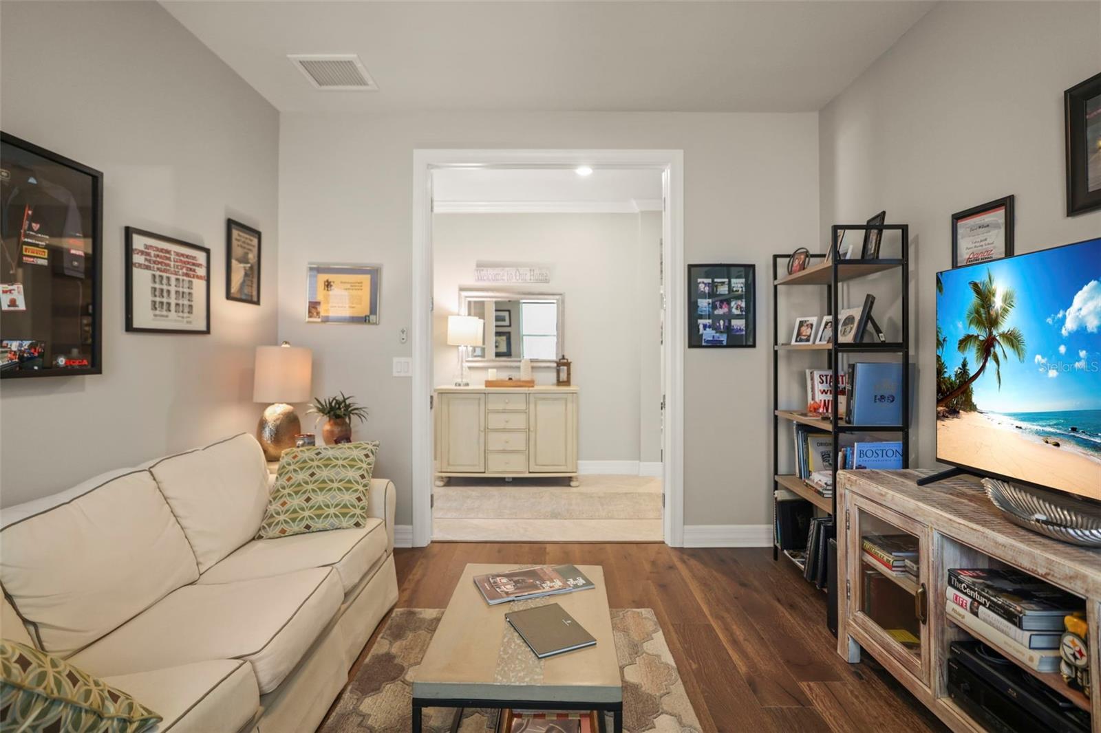 lex room/den/dining room