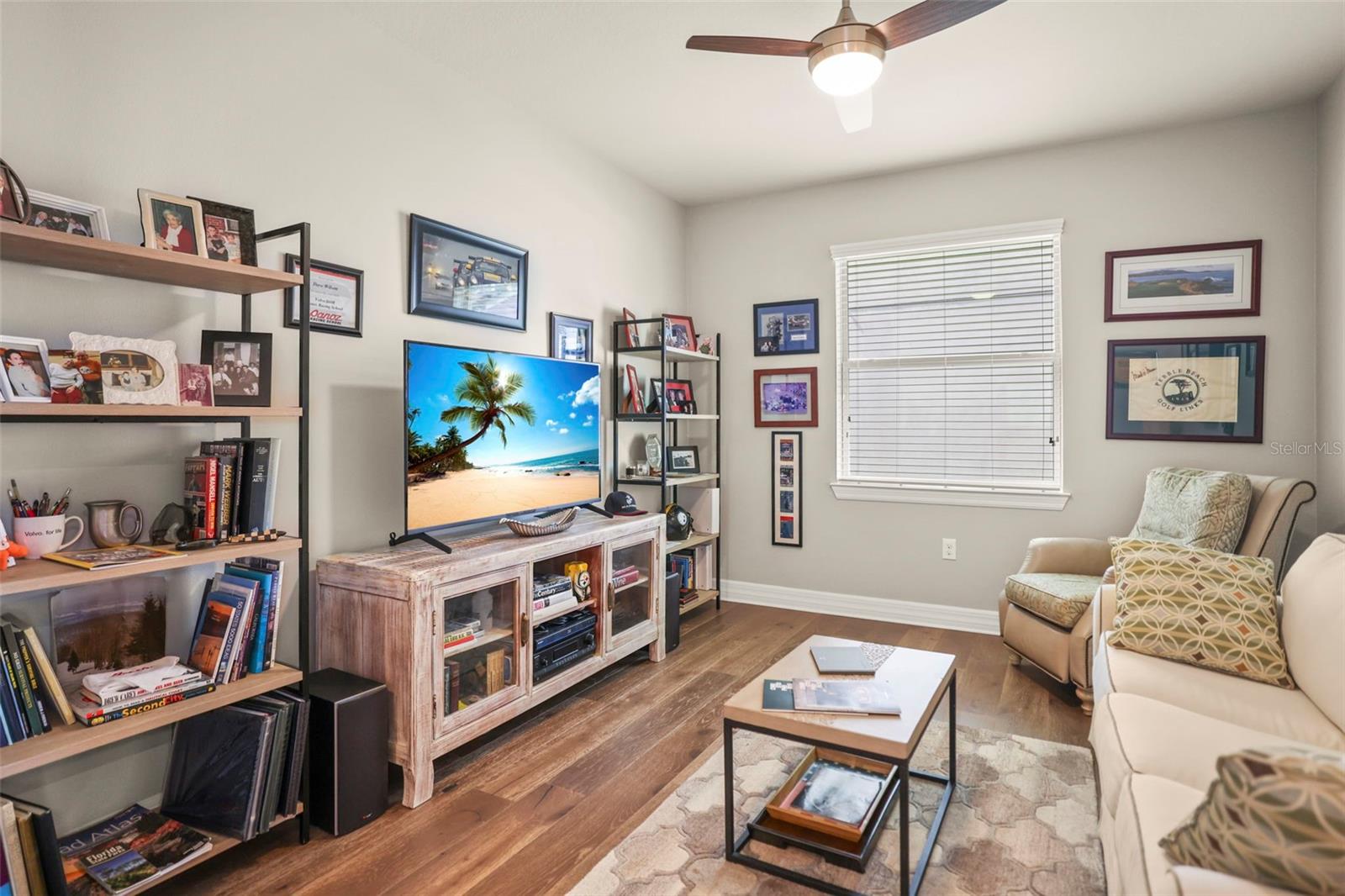 lex room/den/dining room