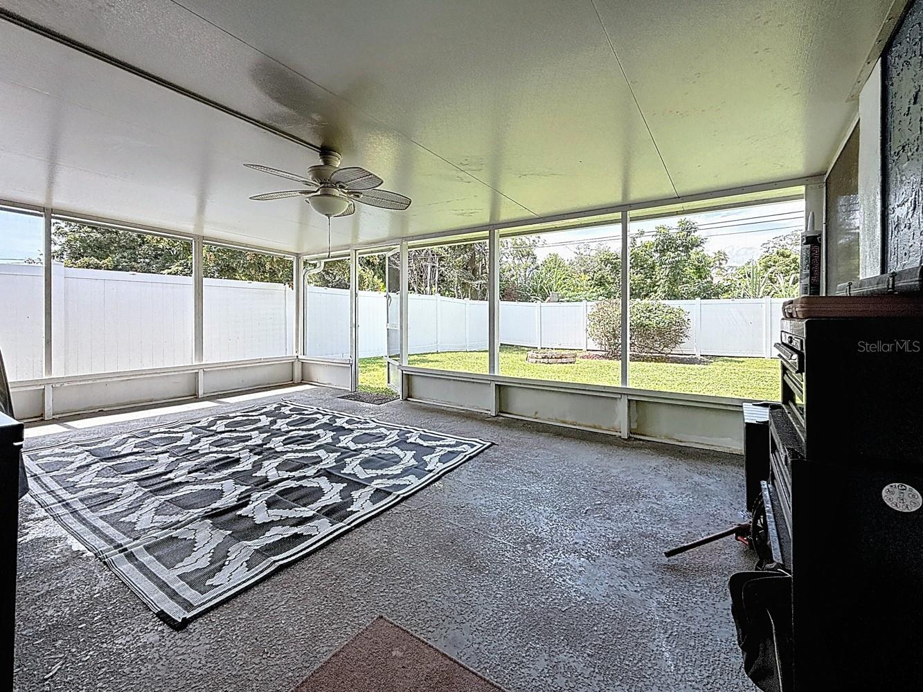 21 X 15ft screen porch