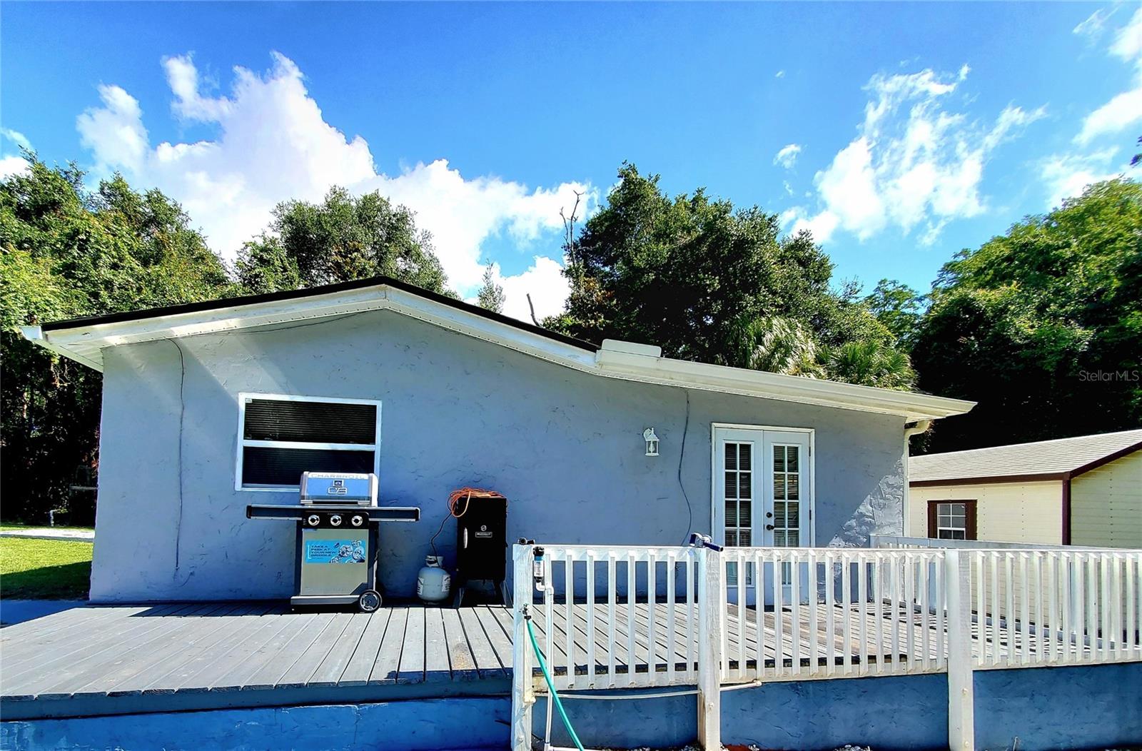 GUEST HOUSE