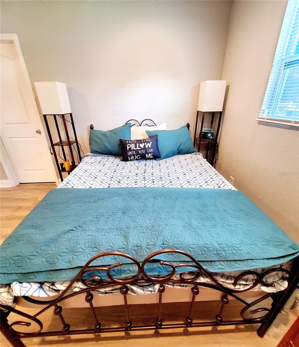 GUEST: BEDROOM
