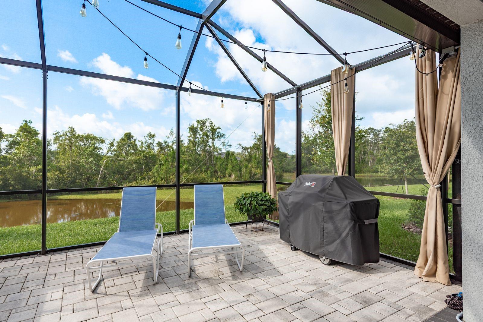 Screened extended lanai