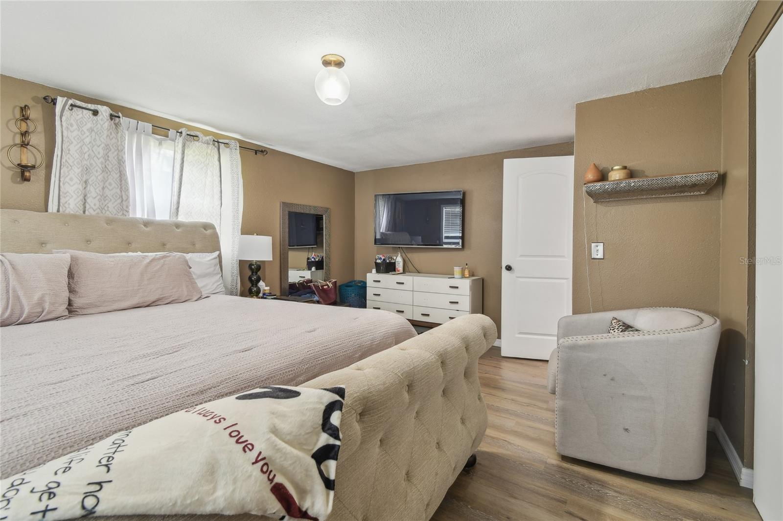Master Bed room