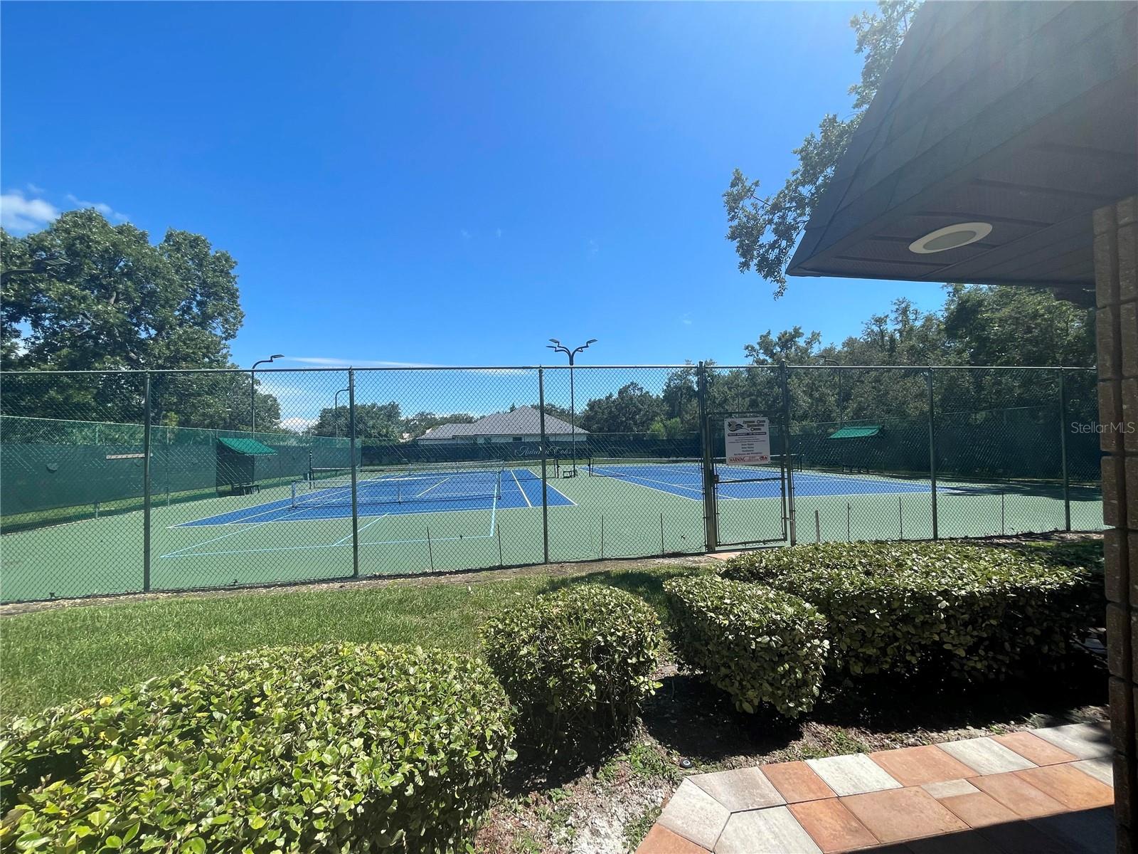 Community Tennis