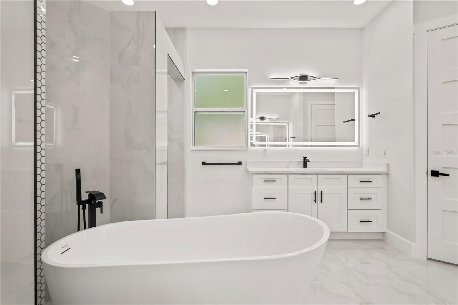 Soaking Tub