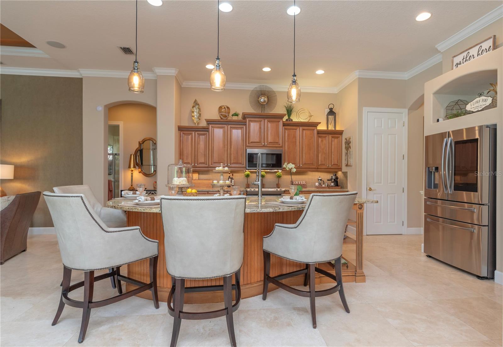 Breakfast bar.