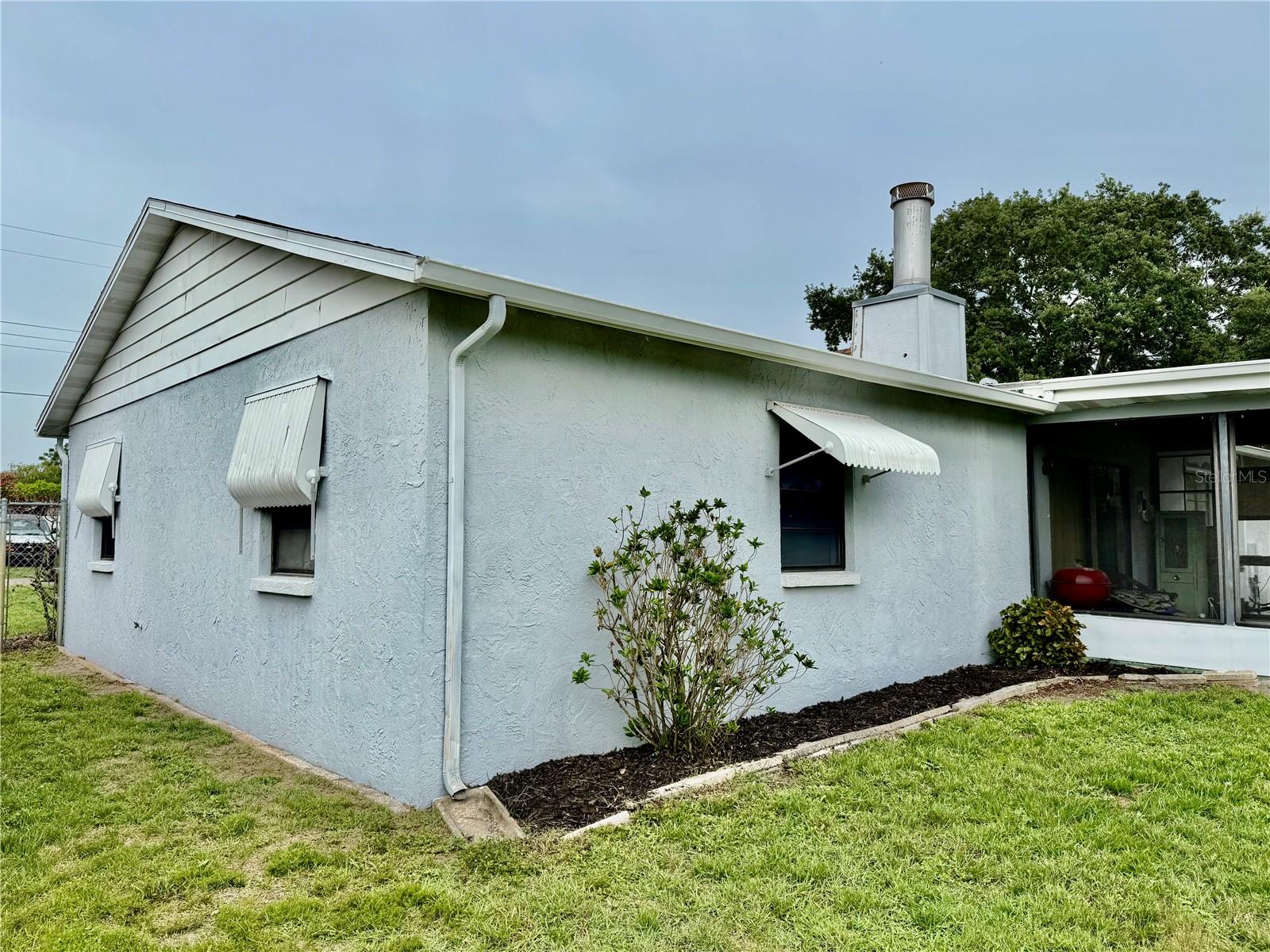 southeast rear corner