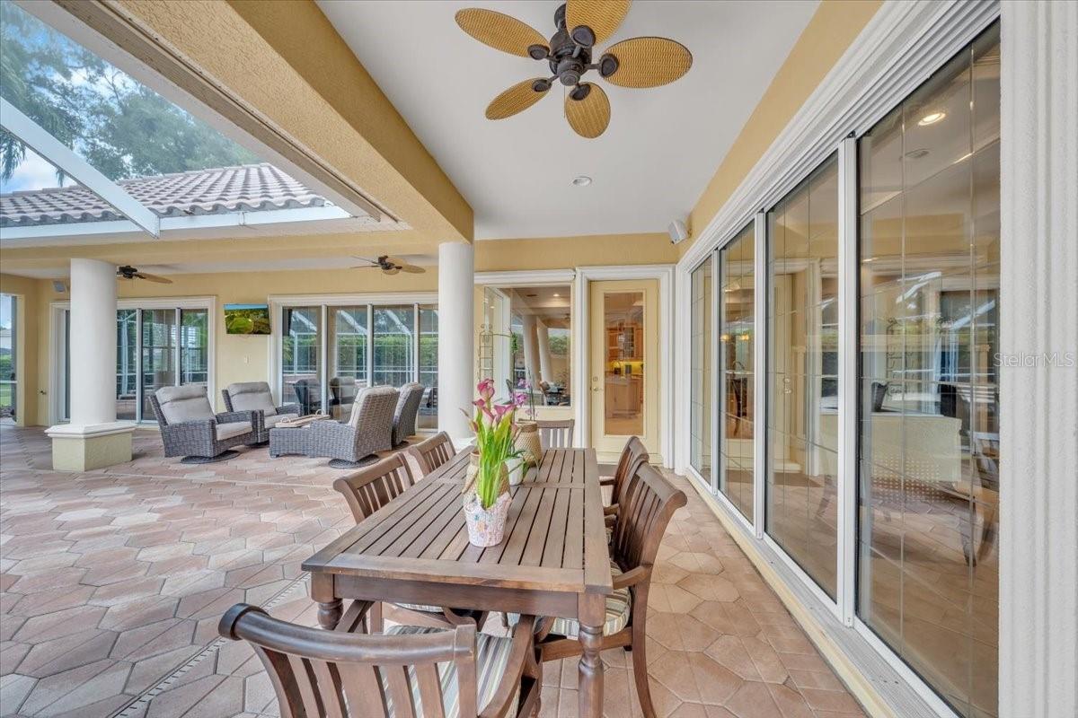 Picture yourself dining al fresco in this peaceful setting!