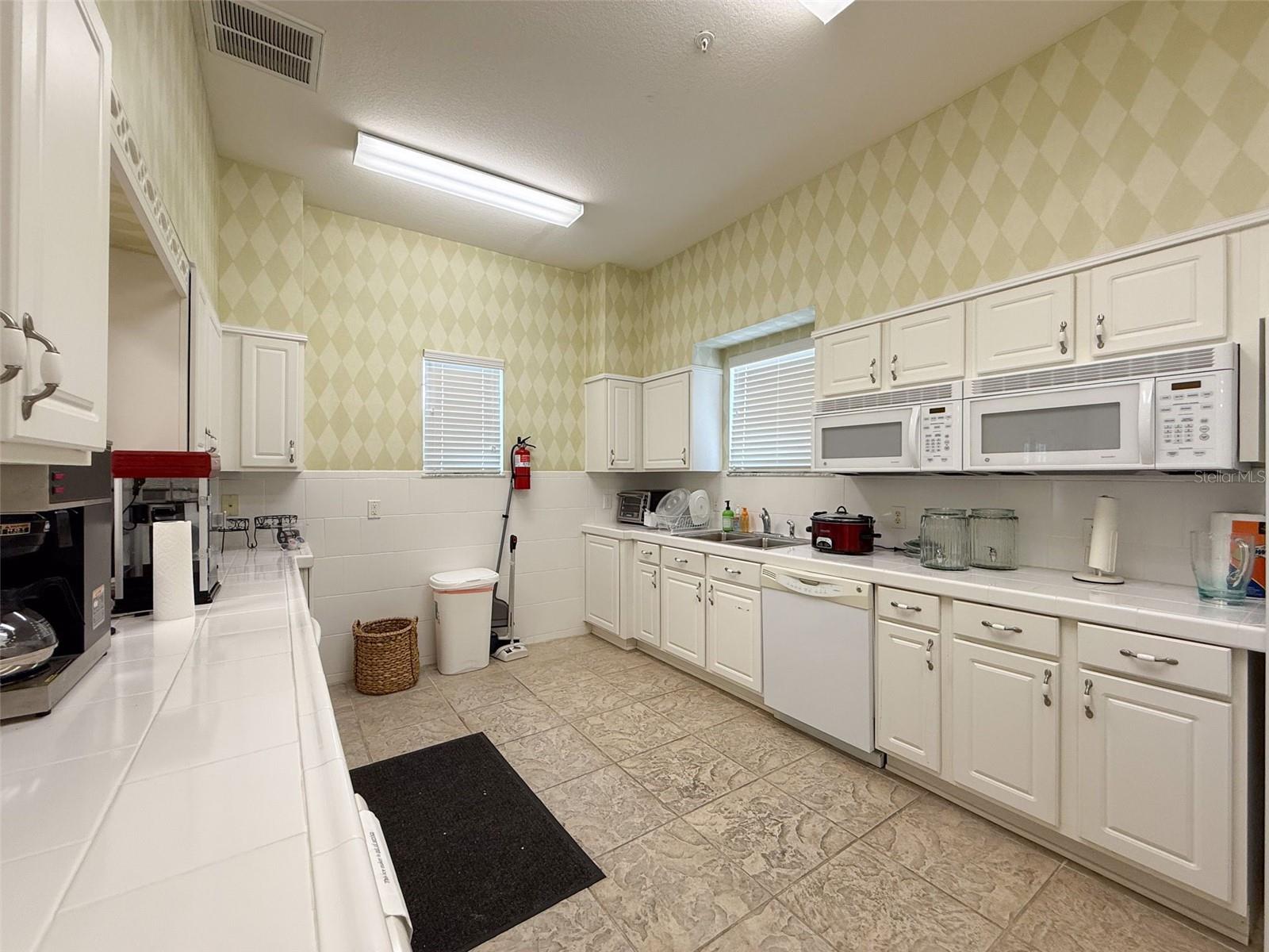 Community Amenities - Kitchen