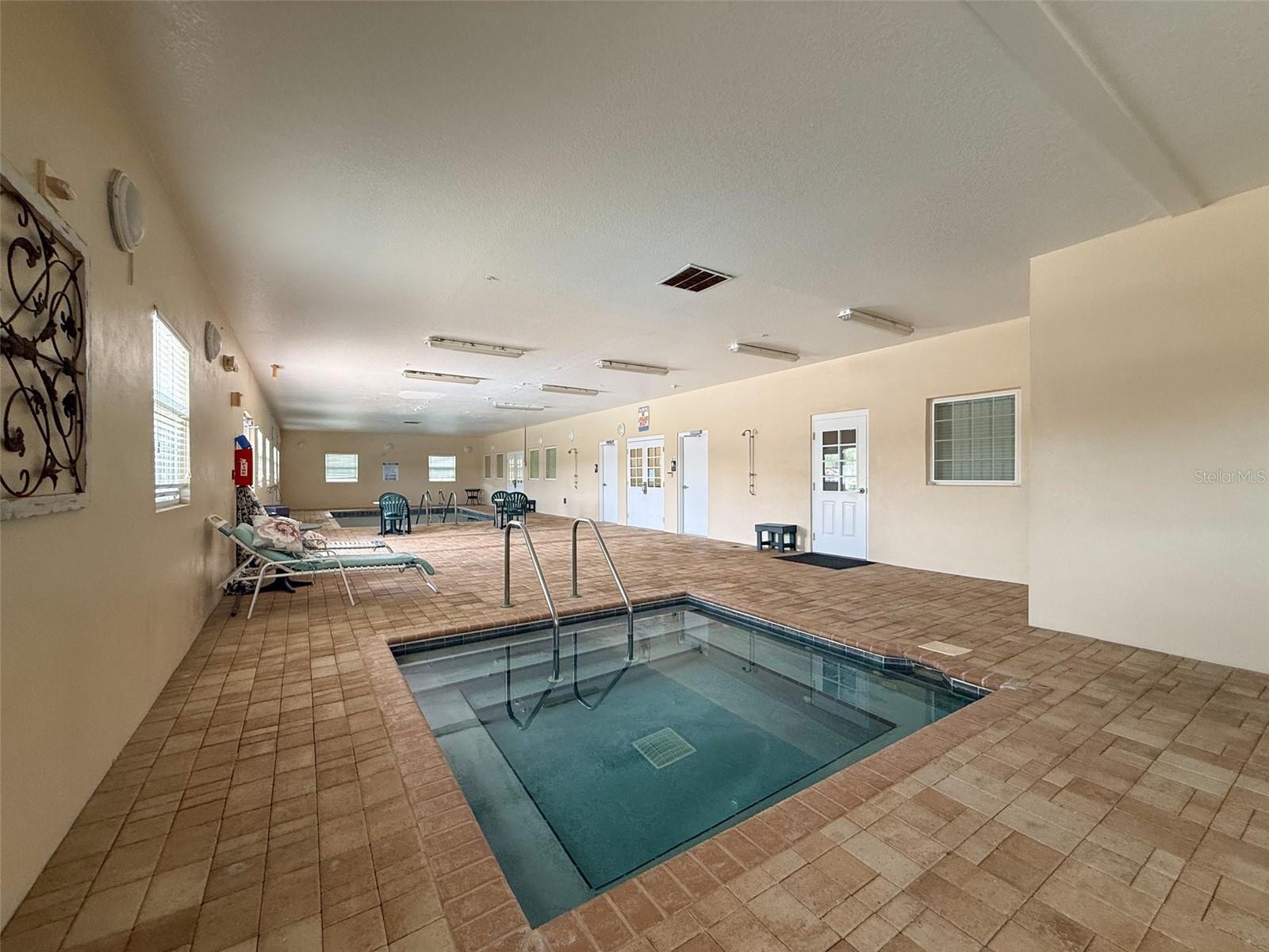 Community Amenities - Indoor Jacuzzi