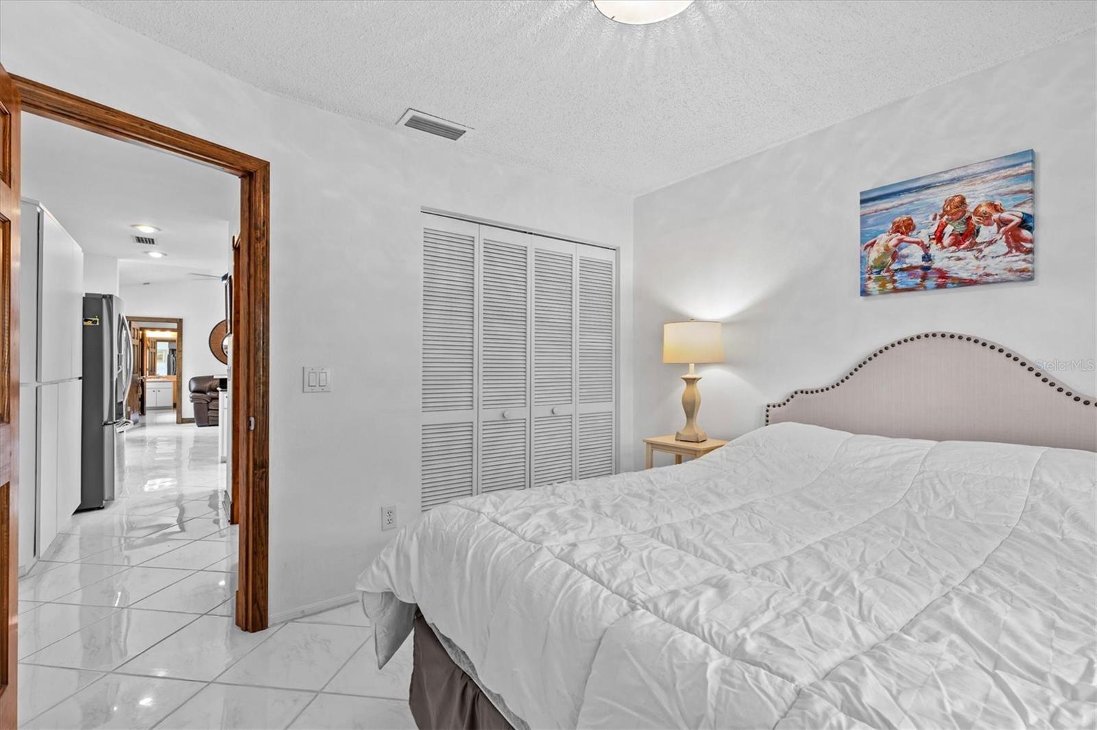 2nd  bedroom that measures 12x13