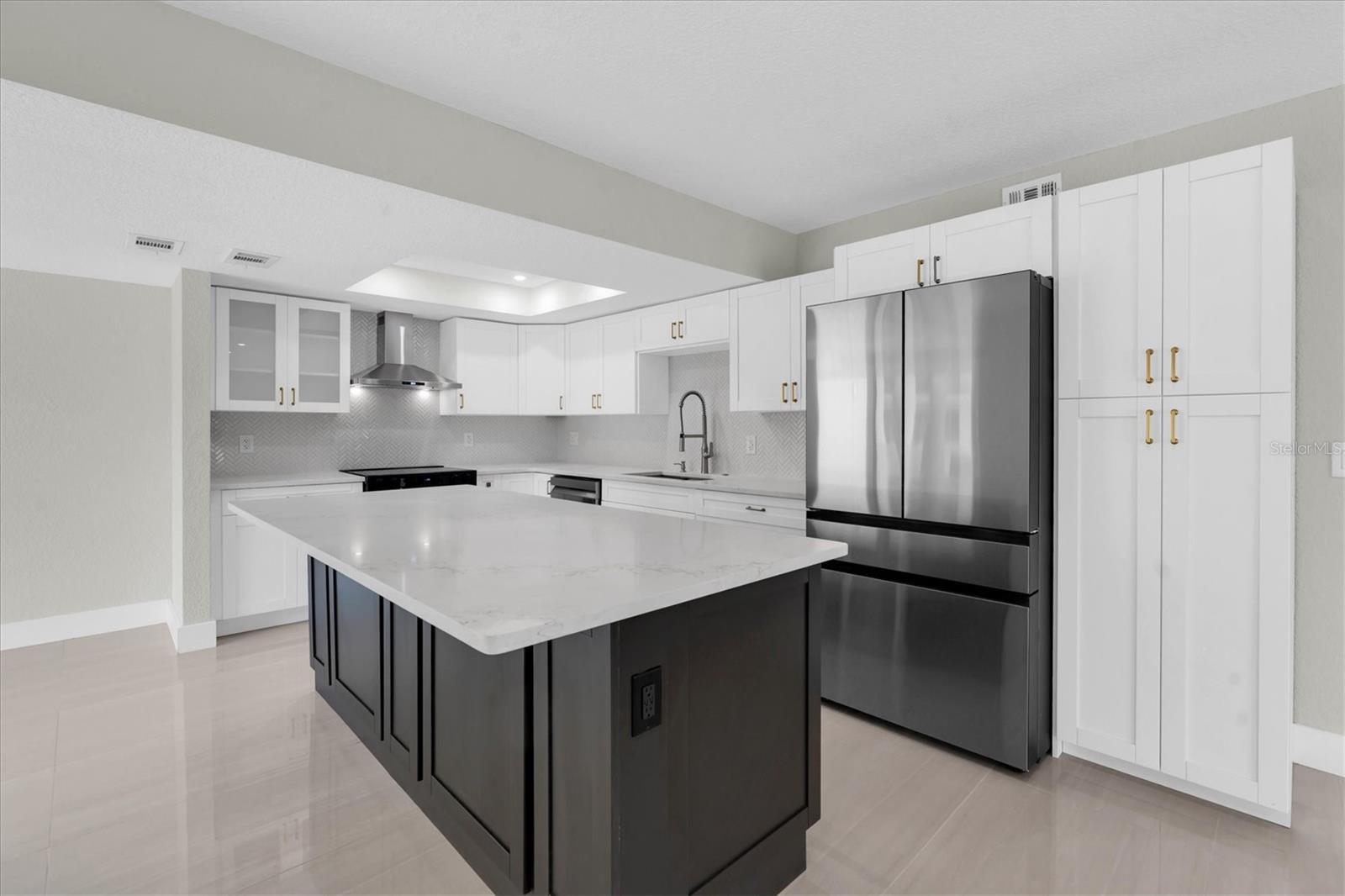 All new kitchen with quartz counter tops