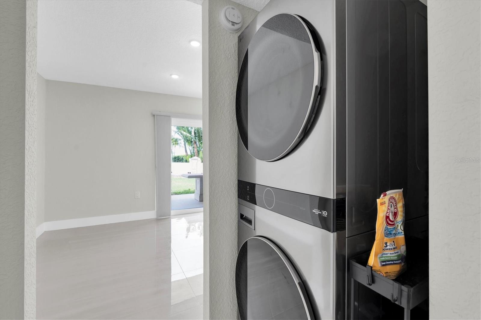 New washer and dryer included