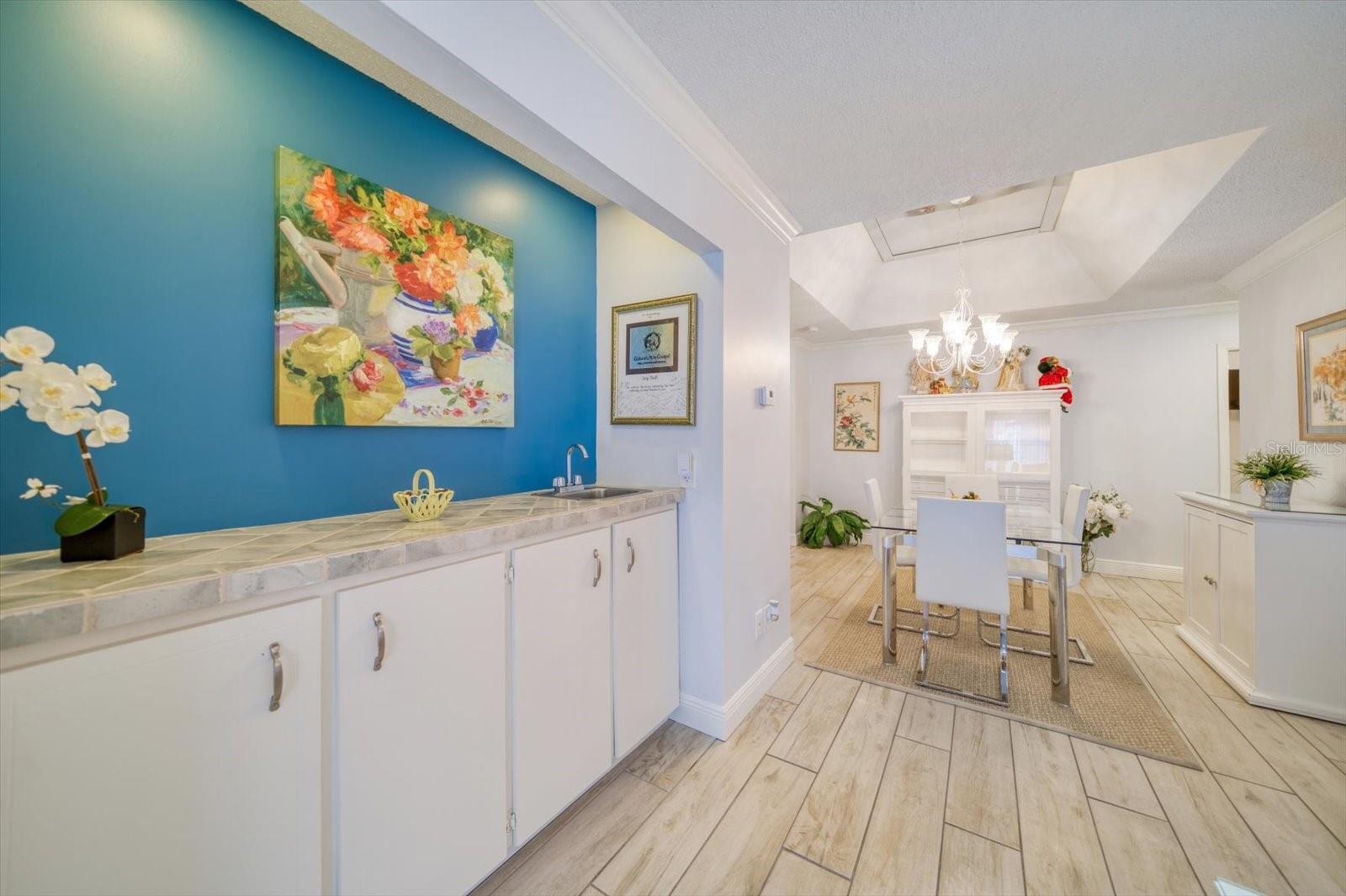 Wet bar and Dining Room