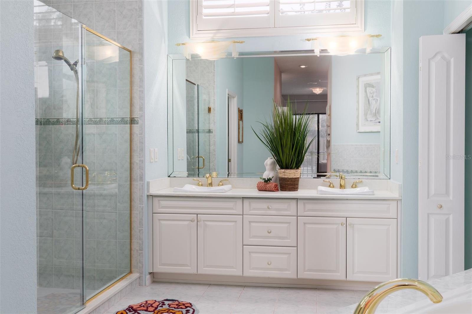 En-Suite Bathroom Walk-In Shower and Dual Sinks
