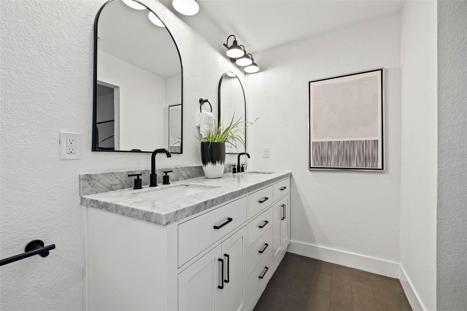 Previous Listing